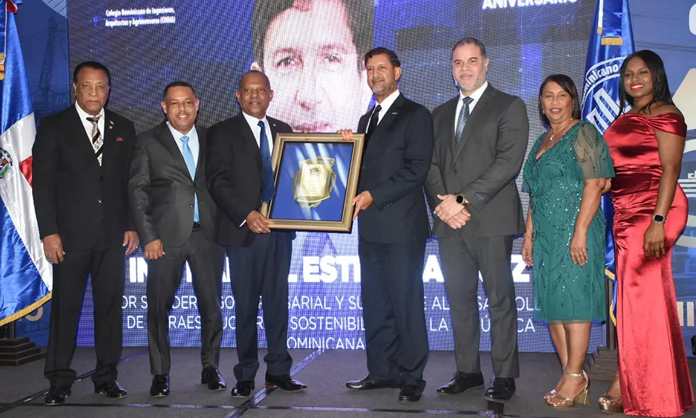 CODIA reconoce 17 Ingenieros por sus aportes a la nación