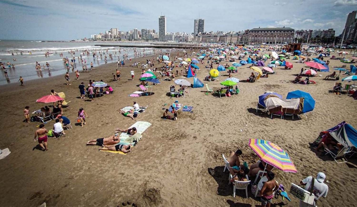 Las playas argentinas sufren las políticas de Milei y el turismo siente el golpe