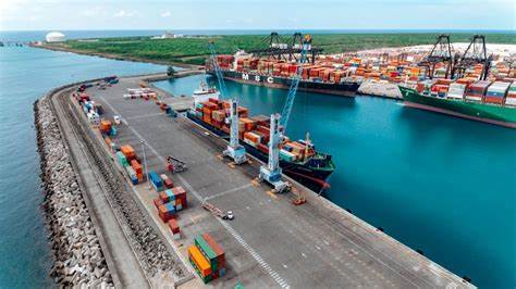 DP World Dominicana reanuda operaciones con normalidad en la terminal portuaria de Caucedo
