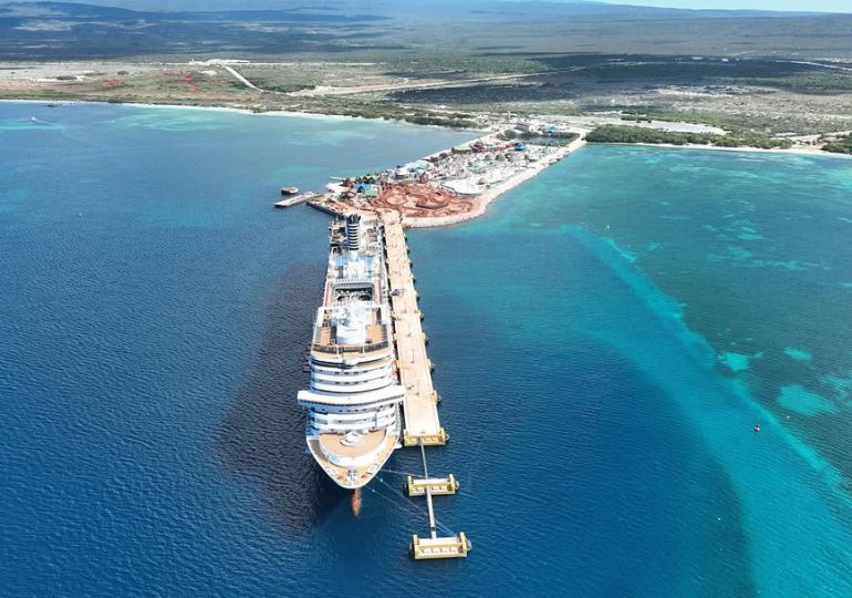 Port Cabo Rojo inicia el 2025 con la llegada del crucero MS Rotterdam