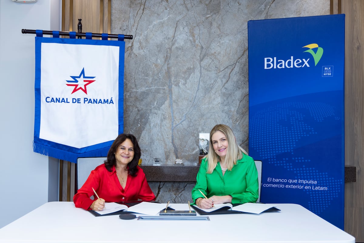 El Canal de Panamá y Bladex firman acuerdo por el desarrollo sostenible
