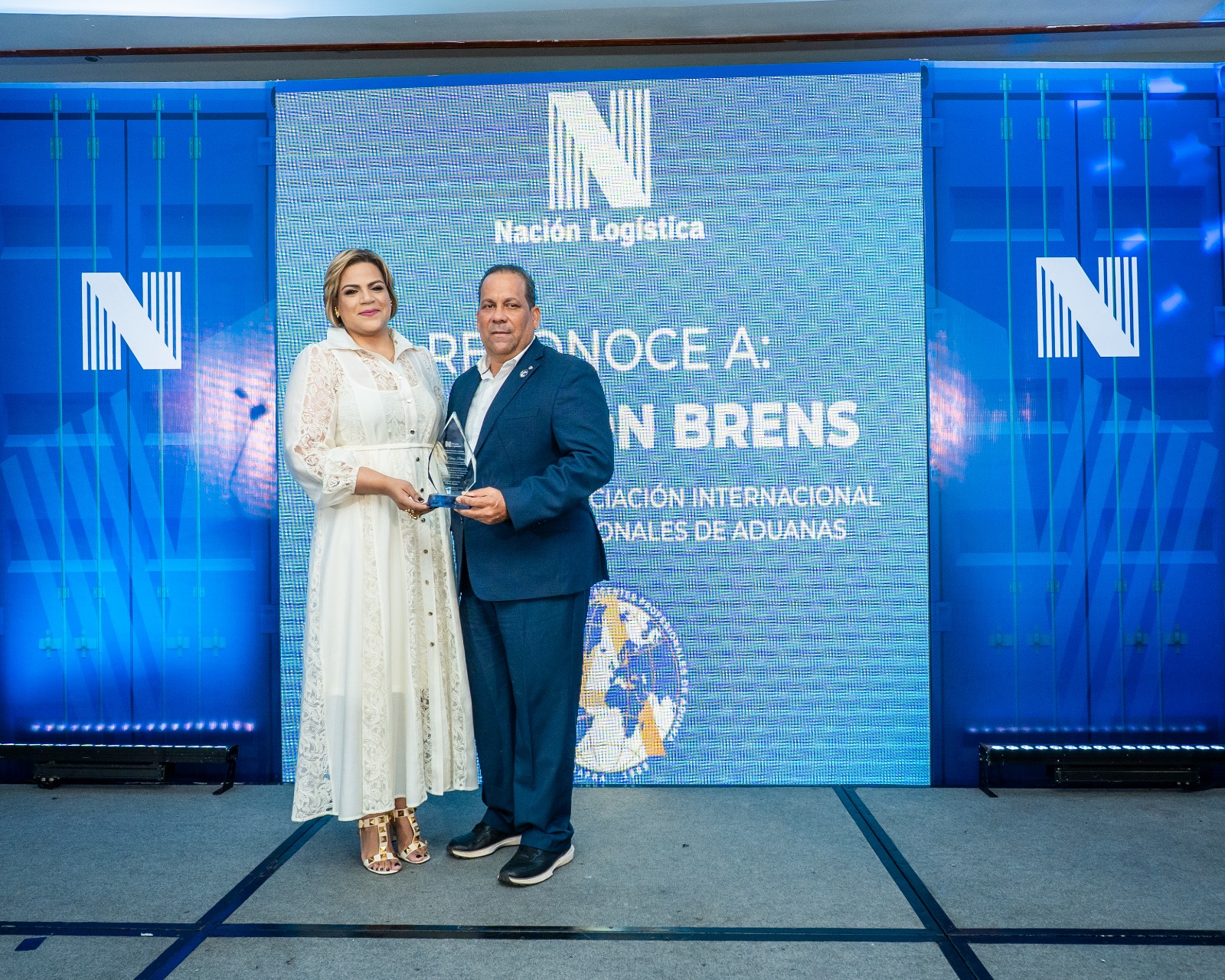 El evento contó con presencia de figuras clave de la industria, como Jean Luis Rodríguez, director de Autoridad Portuaria; Otto Noack, director ejecutivo de la Comisión Centroamericana de Transporte Marítimo (COCATRAM); entre otros.