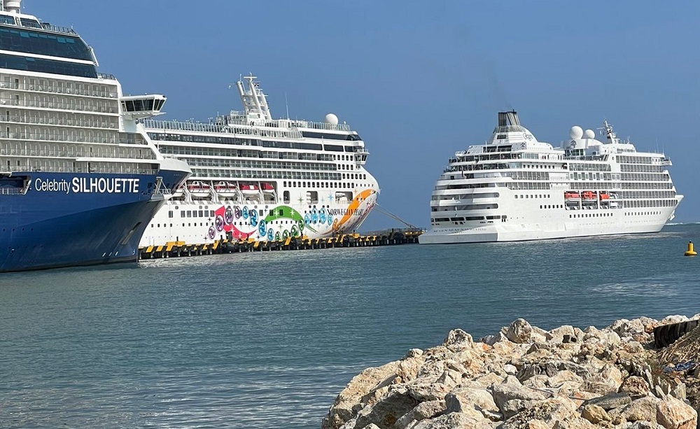 Bahía Taína programa 40 toques de cruceros para mayo 2025