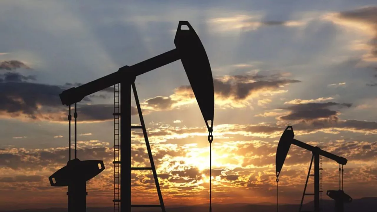 Petróleo de Texas sube 4,65 % y alcanza los 62 dólares por alivio arancelario