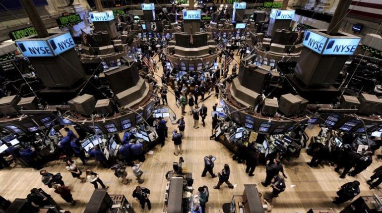 Wall Street abre con pérdidas por nuevas tensiones comerciales entre EE. UU. y China