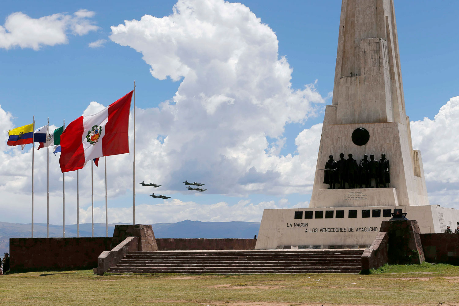Promocionan como centro turístico Santuario de la Pampa de Ayacucho
