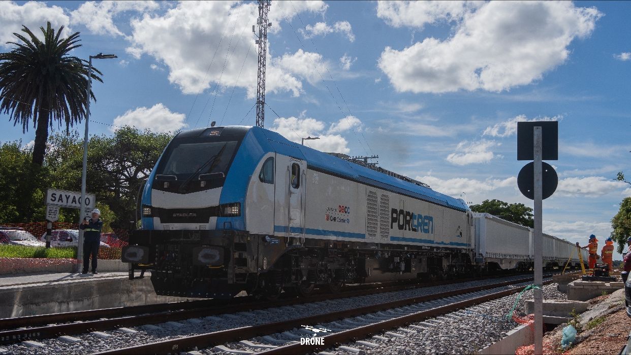 Presidente uruguayo plantea extender Ferrocarril Central hasta Paraguay