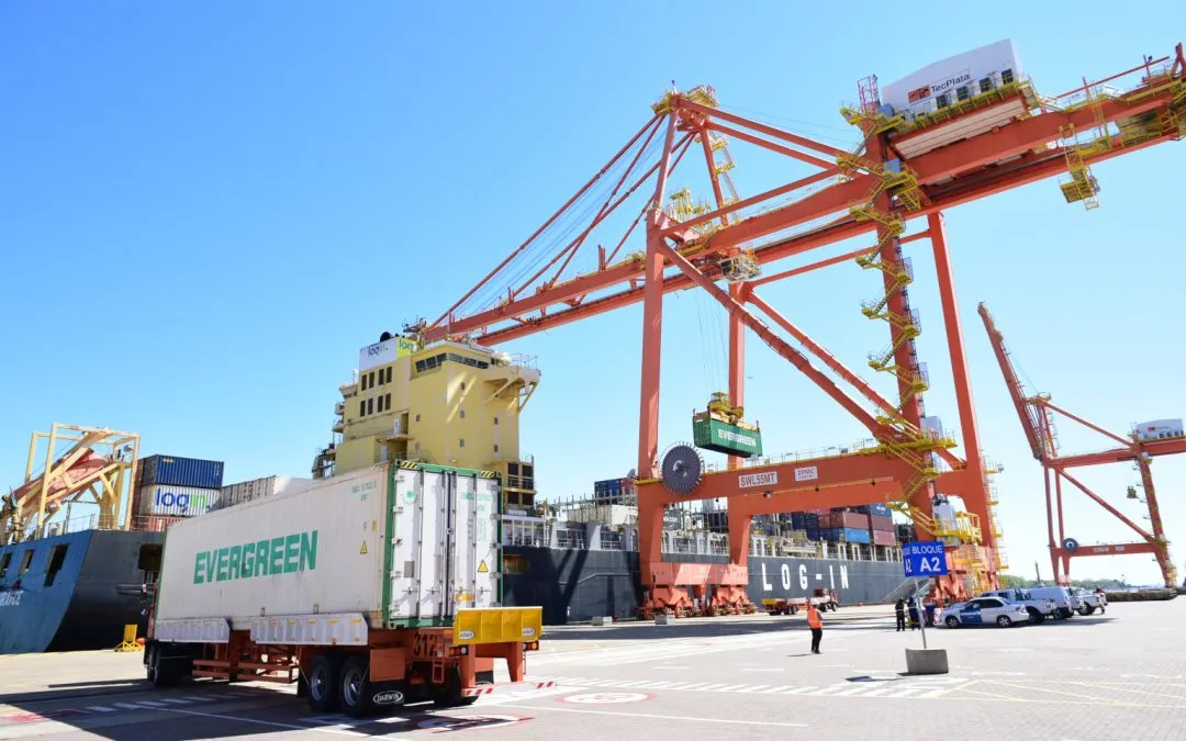 ONE y Newsan celebran inicio de operaciones del servicio SX2 River Plate Express