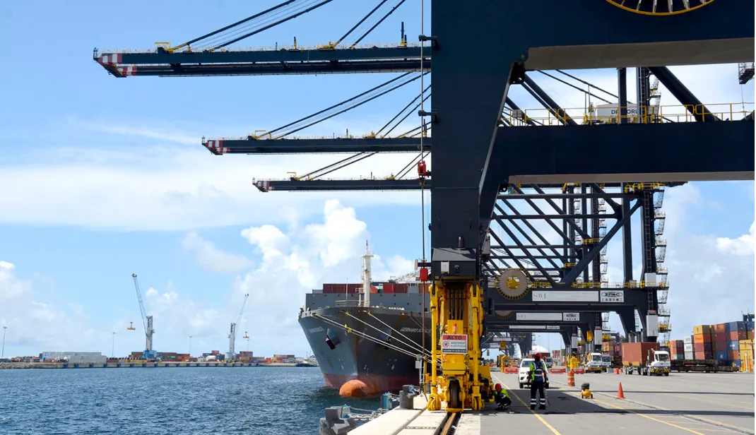 Puertos dominicanos son motor fiscal y logístico de una economía en expansión