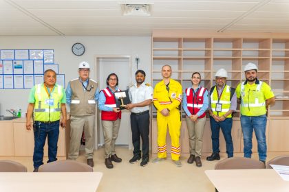 Puerto de Lázaro Cárdenas recibe la primera recalada del buque portacontenedores ONE Spirit
