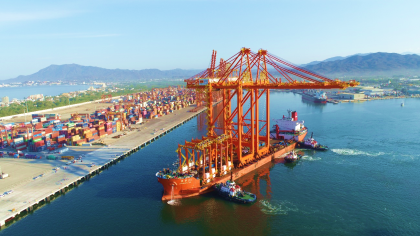 Contecon Manzanillo incorpora nuevas grúas RTG híbridas como parte de su expansión sustentable