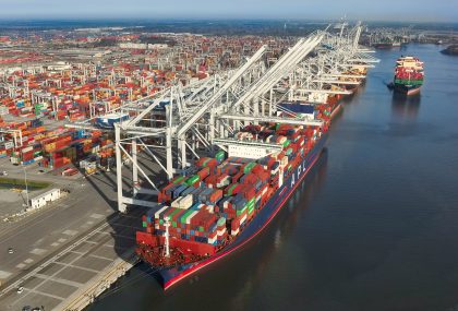 Puerto de Savannah registra un aumento en movimiento de contenedores