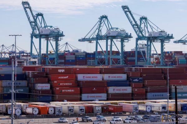 Nuevos aranceles de Trump sacuden mercados globales y tensan las relaciones comerciales