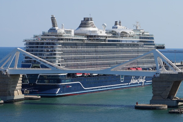 Fincantieri y TUI Cruises firman contrato para dos nuevos cruceros