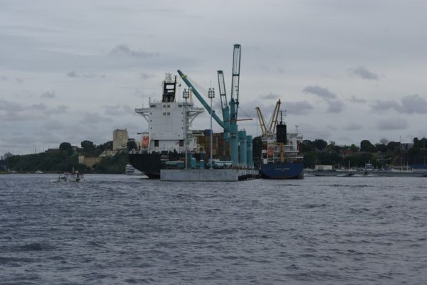 Brasil: Antaq suspende cobro de impuesto seco para transporte de contenedores en Manaus