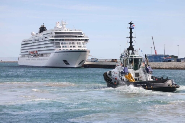 Inglaterra: Cruceristas dejan millones a la economía de Portland