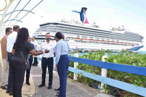 Jamaica: Turismo de cruceros inicia regreso tras huracán Melissa