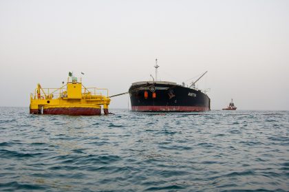 UE impone sanciones a comerciantes de petróleo con vínculos a red naviera de Rusia