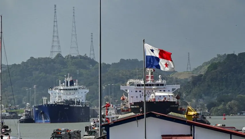 Del acuerdo de devolución a la potencia logística: El Canal de Panamá (1977–2025)