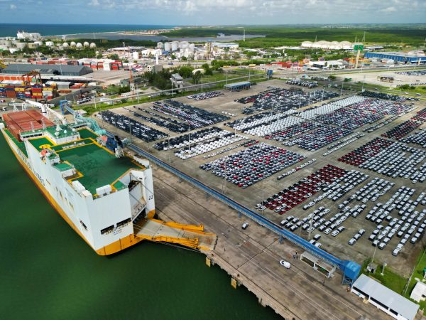 Brasil: Hub de Vehículos del Puerto de Suape bate récord histórico en 2025