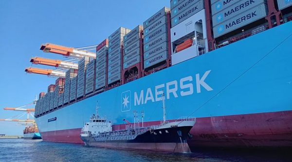 Maersk explora un mayor uso de etanol como combustible verde para reducir dependencia de China
