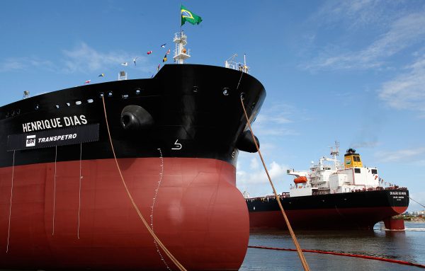 Brasil: Petrobras invertirá en buques gaseros barcazas y remolcadores para Transpetro