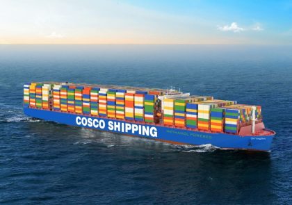 Cosco Shipping encarga 12 nuevos portacontenedores a dos astilleros