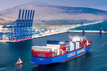 Puerto de Chancay queda corto y no alcanza meta de TEU transferidos en 2025