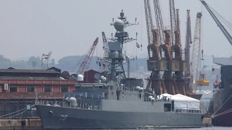 Submarino estadounidense hunde buque iraní dejando al menos 80 víctimas mortales
