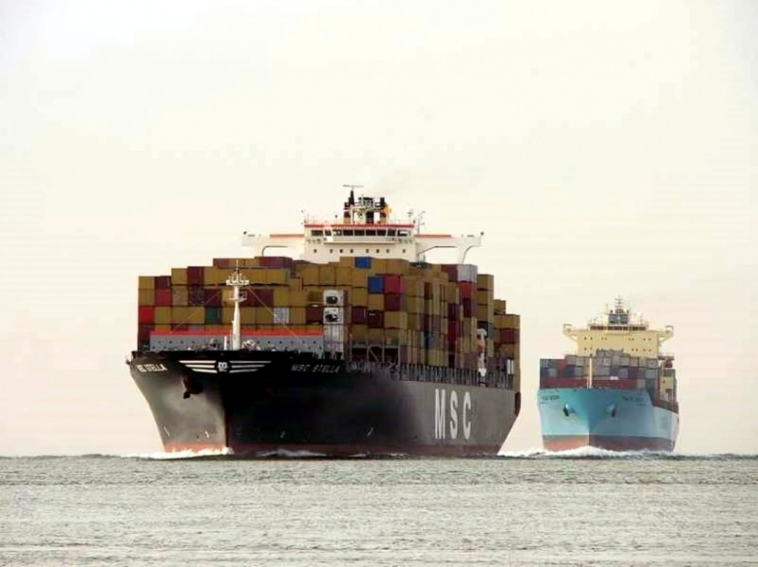 China abre diálogo con Maersk y MSC en medio de disputas estratégicas por puertos en Panamá