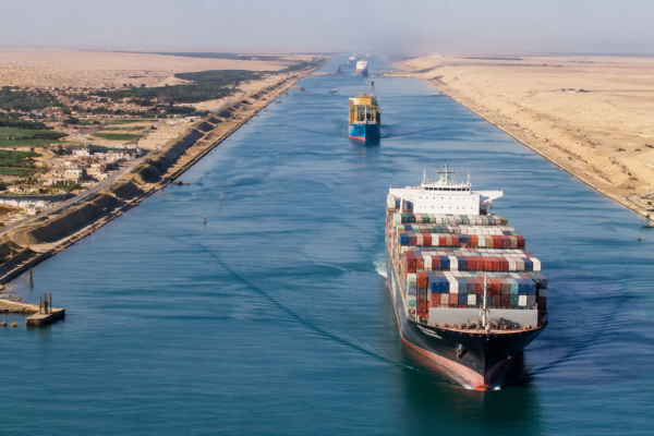 El Canal de Suez vuelve al centro del comercio marítimo mundial