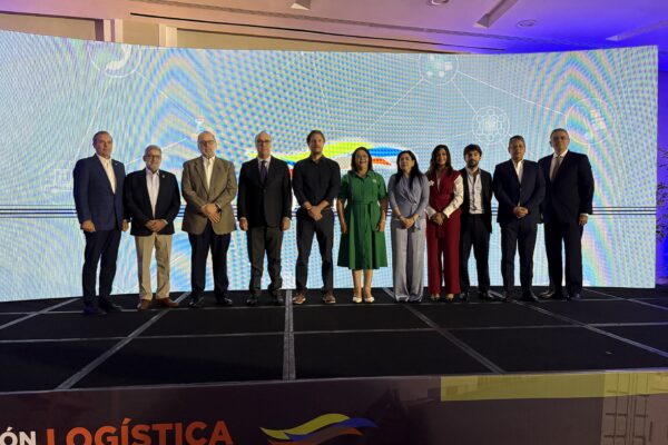 Carlos Casasola analiza el futuro de la tercerización logística