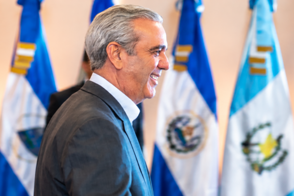 Luis Abinader participa en REPICA 2026 y reafirma el papel estratégico de República Dominicana en el sector marítimo-portuario