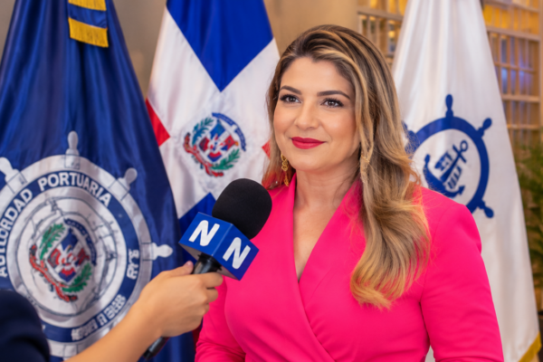 Elvia Bustavino destaca la gobernanza, la inversión y el liderazgo femenino en el sector portuario