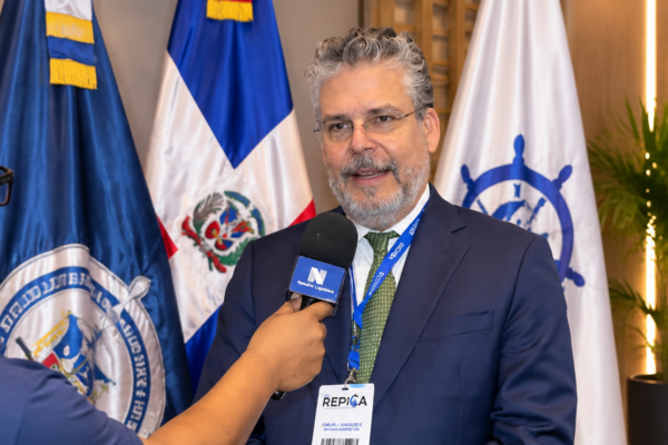 Carlos González resalta el valor de la asesoría técnica para el desarrollo portuario de República Dominicana