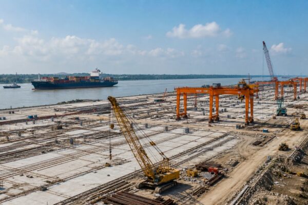 APM Terminals inicia Laldia y acelera la nueva capacidad portuaria de Bangladesh