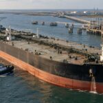 El costo de llevar crudo de Estados Unidos a Asia se dispara y cambia las alternativas de compra