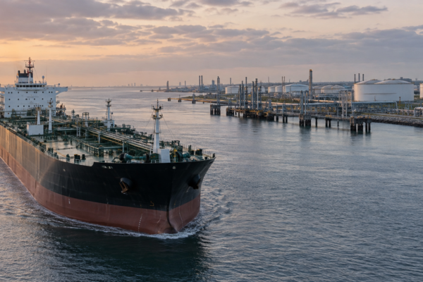Port Everglades recibe fondos para ampliar el acceso de buques tanque