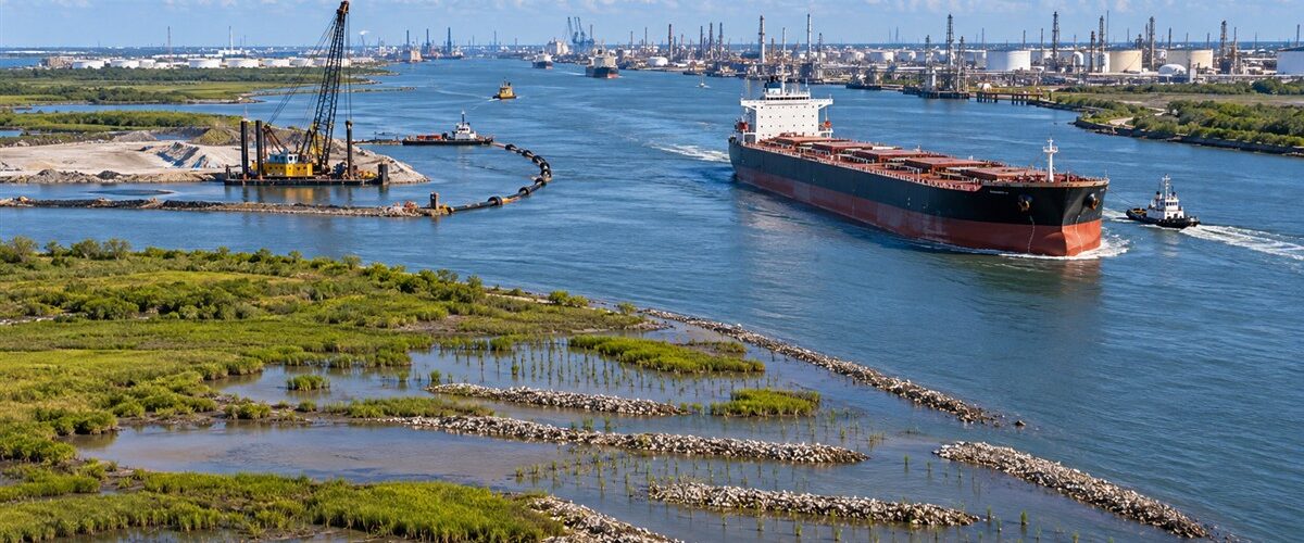Houston concluye la ampliación de un tramo clave de su canal marítimo