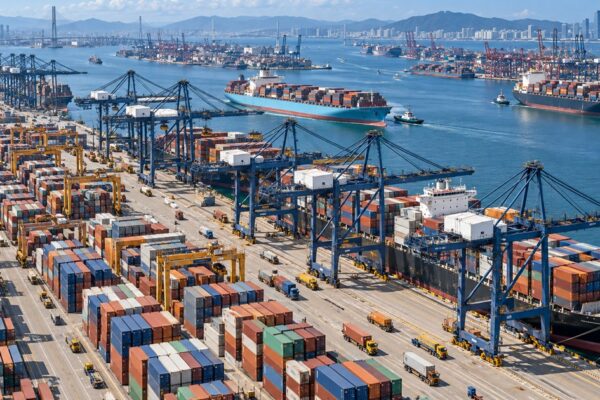 El comercio mundial de contenedores marcó otro récord en agosto