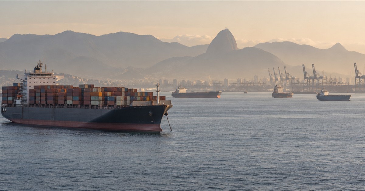 Imagen editorial: Navegantes, Itajaí y Manaos, Brasil